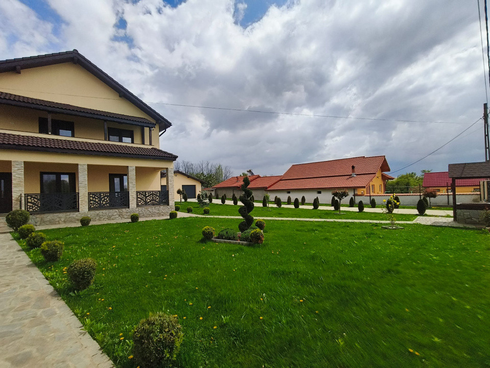 Casă P+1 modernă, complet echipată, cu teren mult, la Crasna