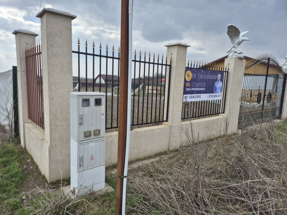 Teren in centrul satului Gagu, comuna Dascălu, ideal construcție.