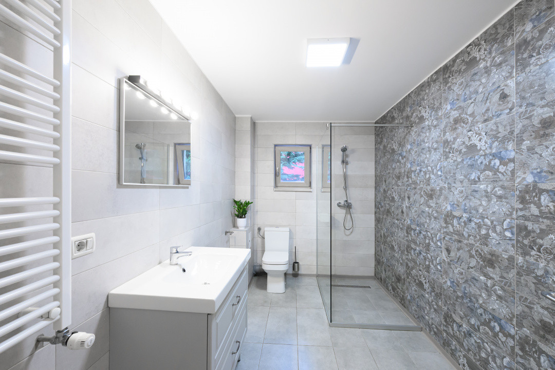 Casa modernă  Bradu-Geamana-5 min de Pitești -Argeș!