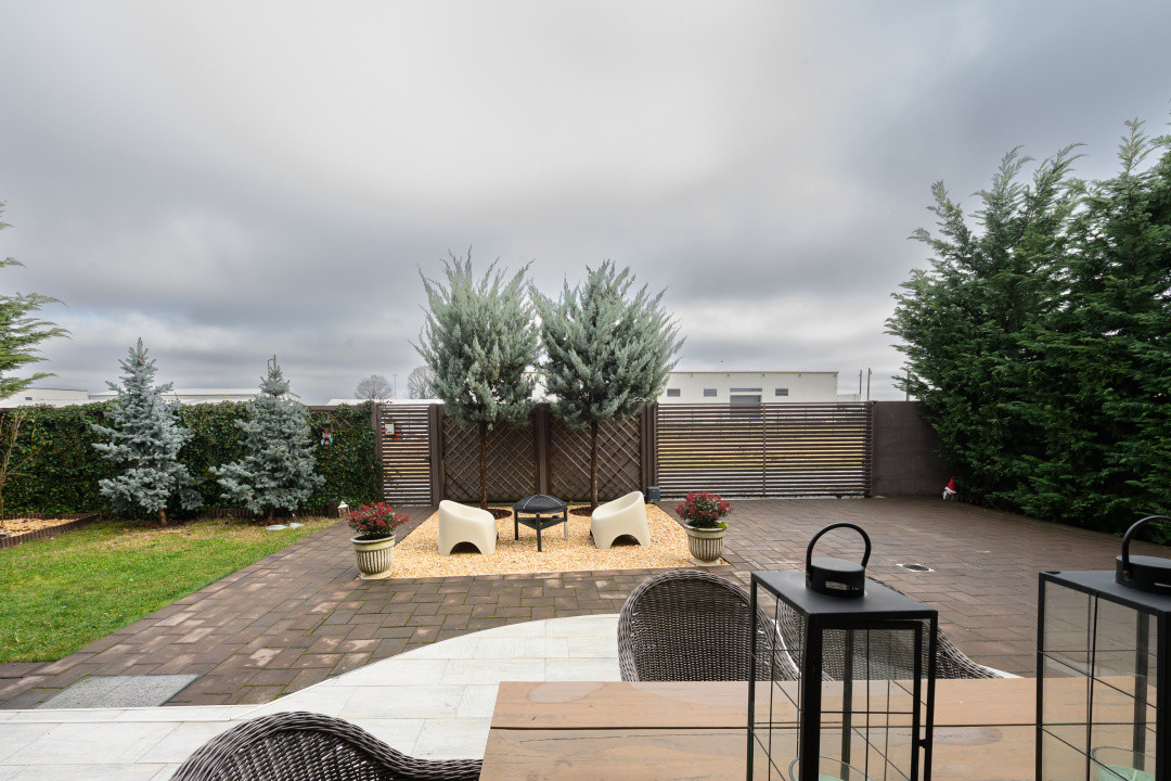 Casa modernă  Bradu-Geamana-5 min de Pitești -Argeș!