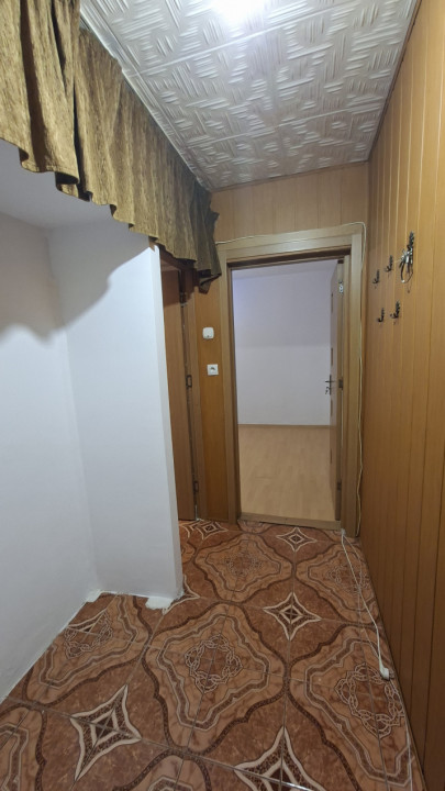 Apartament 2 camere vis-a-vis de Liceul Odobescu