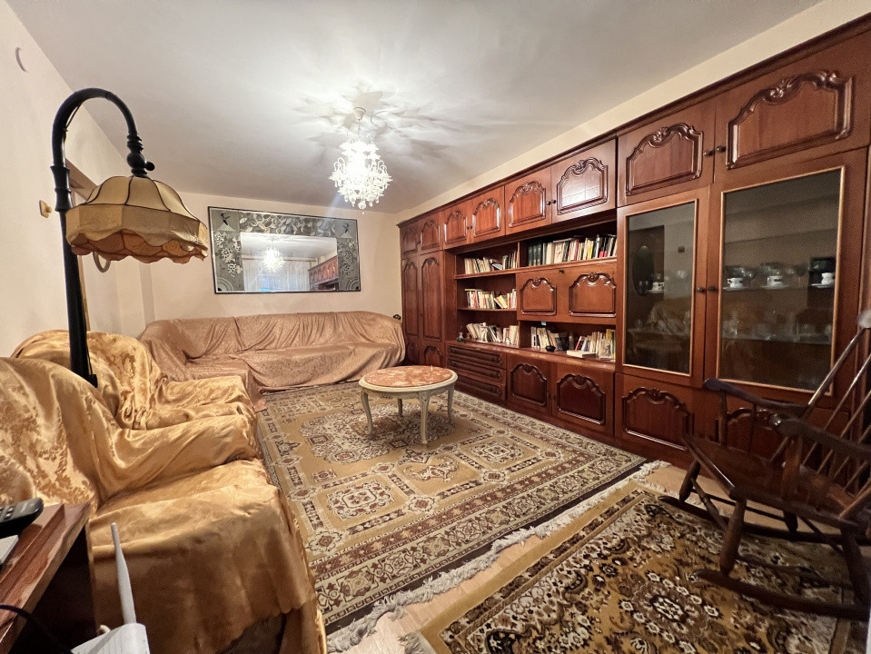 Apartament 3 Camere Ultracentral Pitești - Maior Sontu