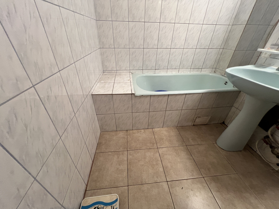 Apartament ultracentral 3 camere Maior Sontu Pitesti