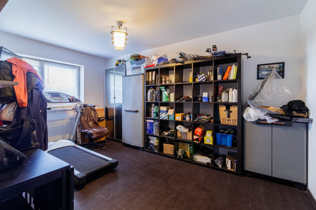 Clădire modernă, versatilă, cu terasă panoramică – locuință sau business 