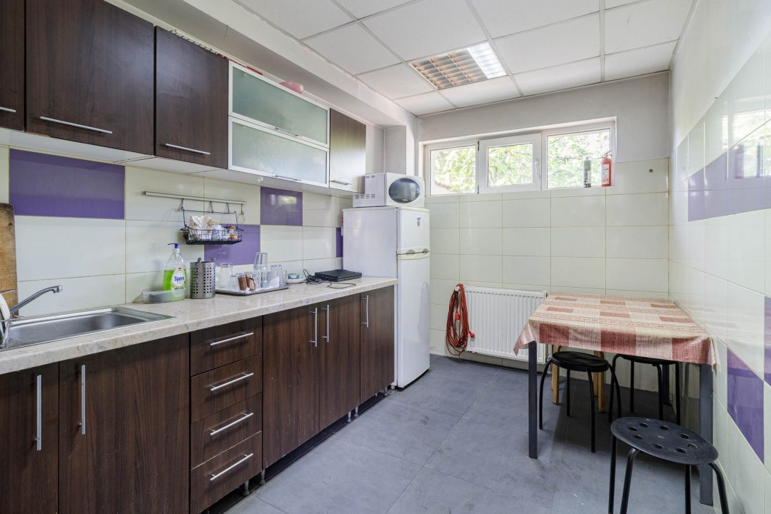 Clădire modernă, versatilă, cu terasă panoramică – locuință sau business 