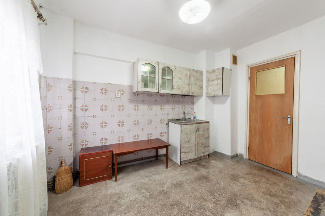 Apartament 2 camere, etaj 2, Banat, Pediatrie