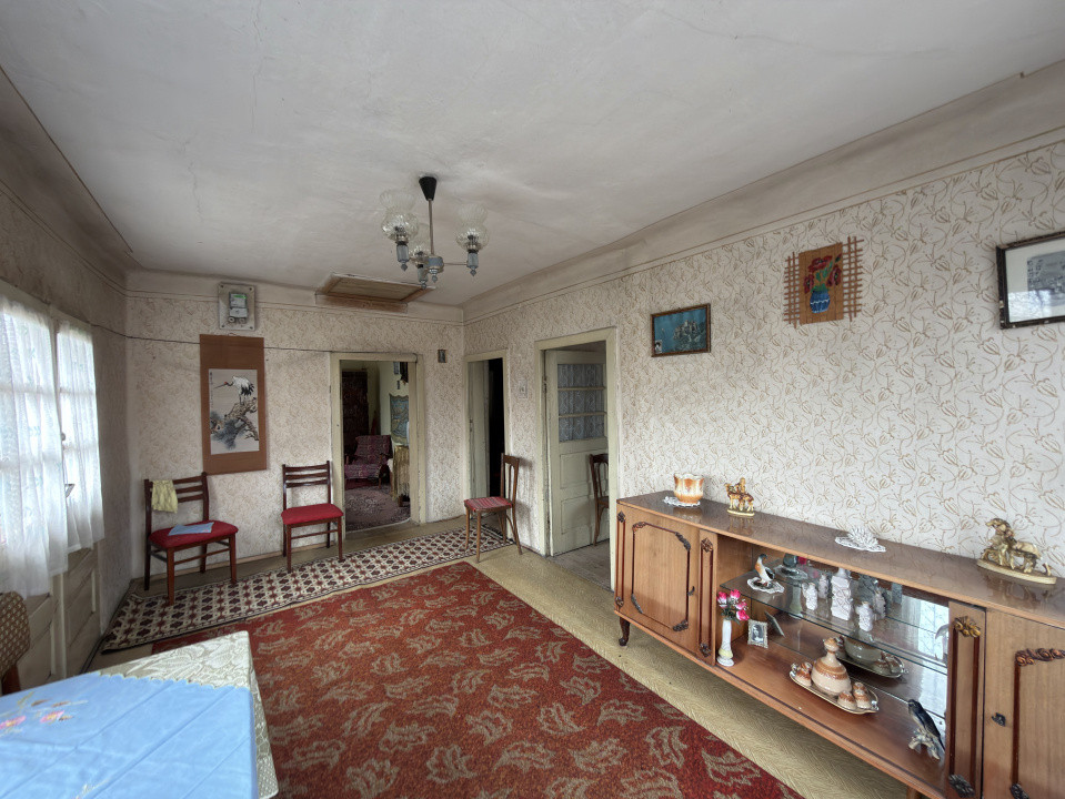 Casa+Teren intravilan 2.056 mp – dubla deschidere – DN Pitesti–Campulung-Arges!