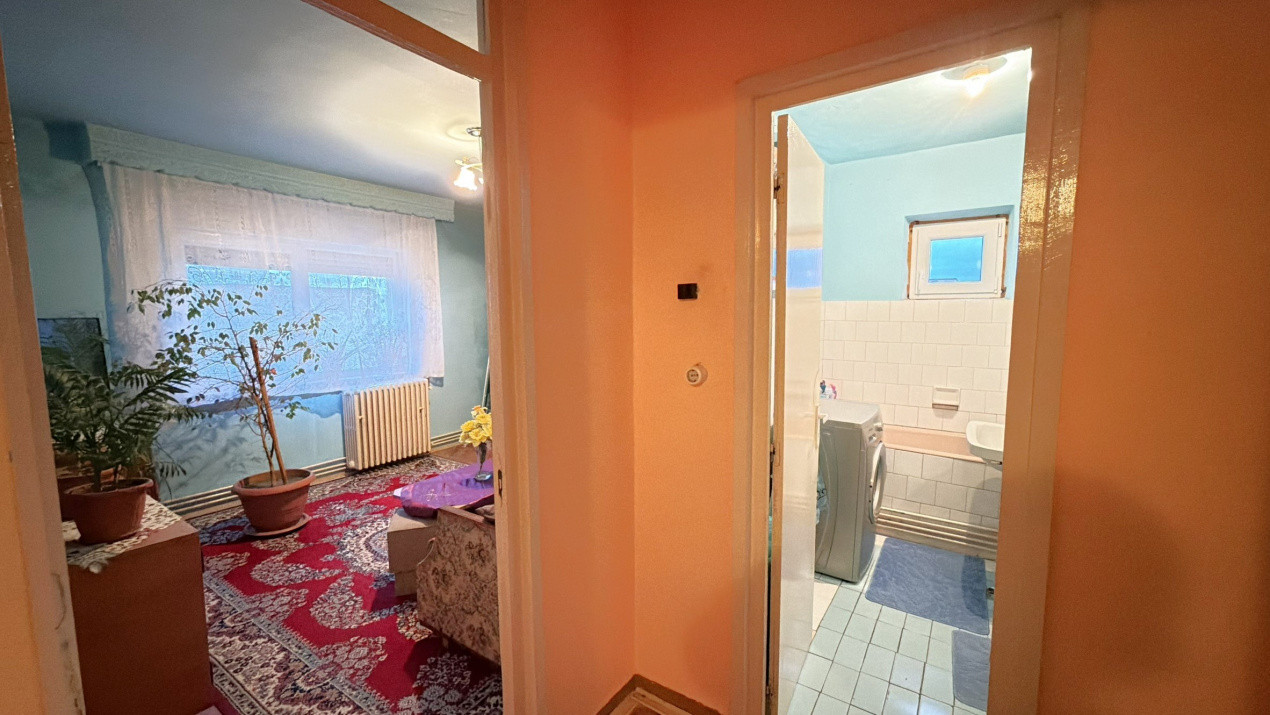 Apartament 2 camere Etaj IV, Str. Bartok Bela MV2, Zona Kaufland - Carei 