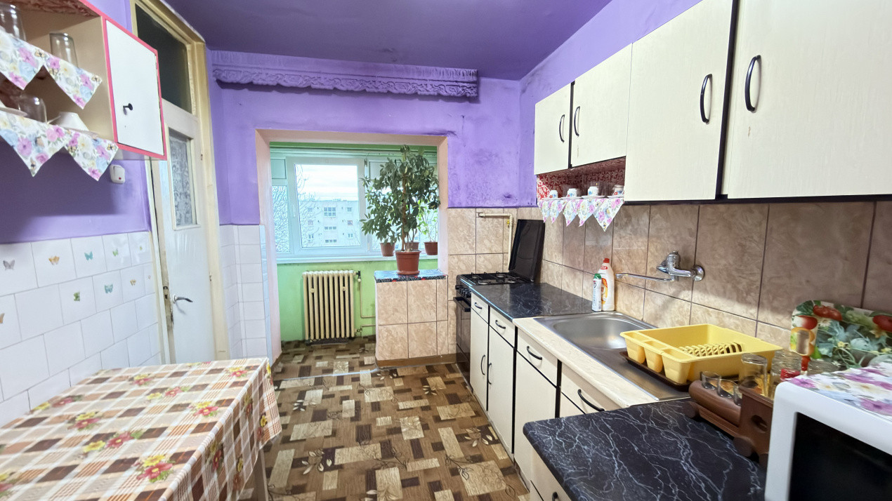 Apartament 2 camere Etaj IV, Str. Bartok Bela MV2, Zona Kaufland - Carei 