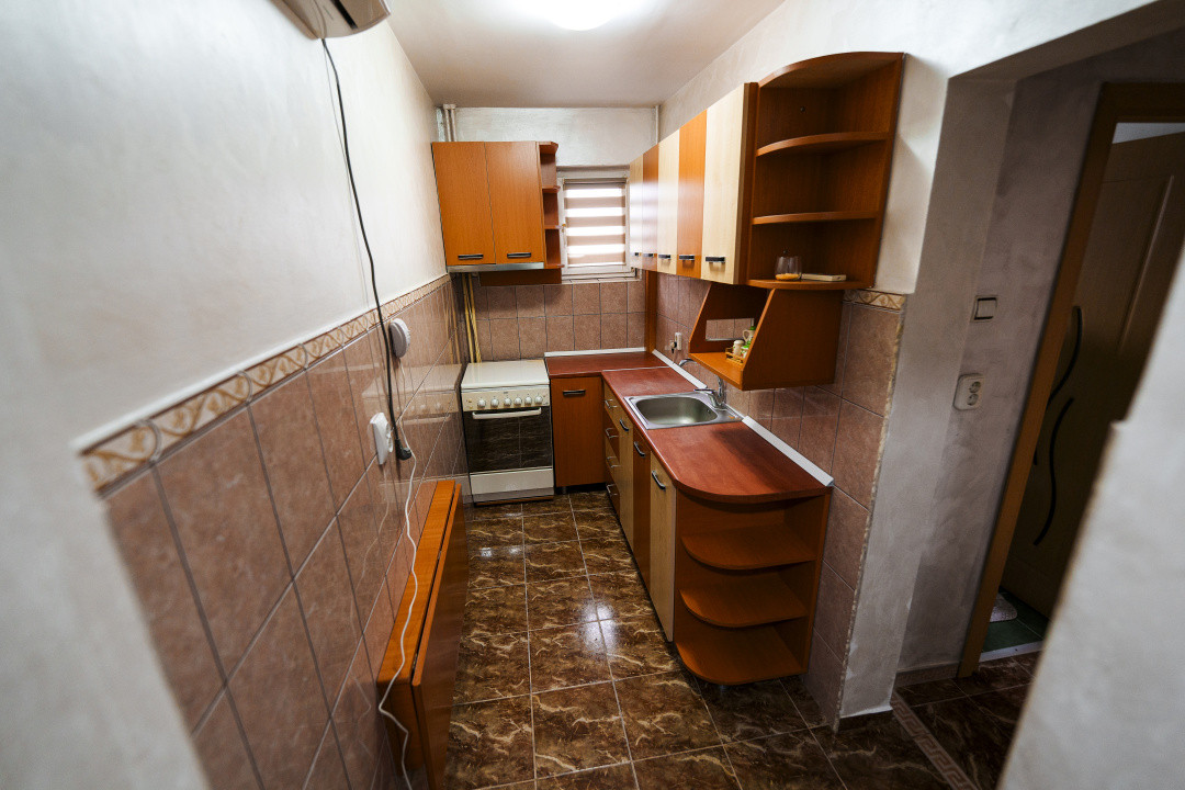 Apartament primitor 2 camere decomandate - Valea Rosie, zona Profi