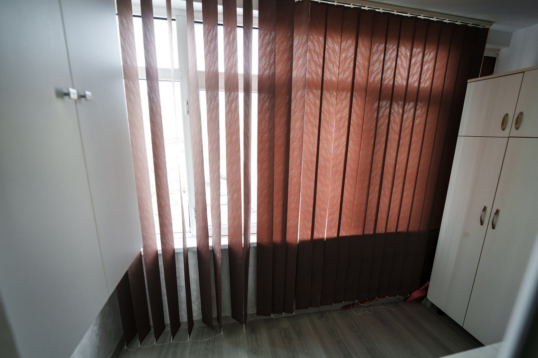 Apartament primitor 2 camere decomandate - Valea Rosie, zona Profi