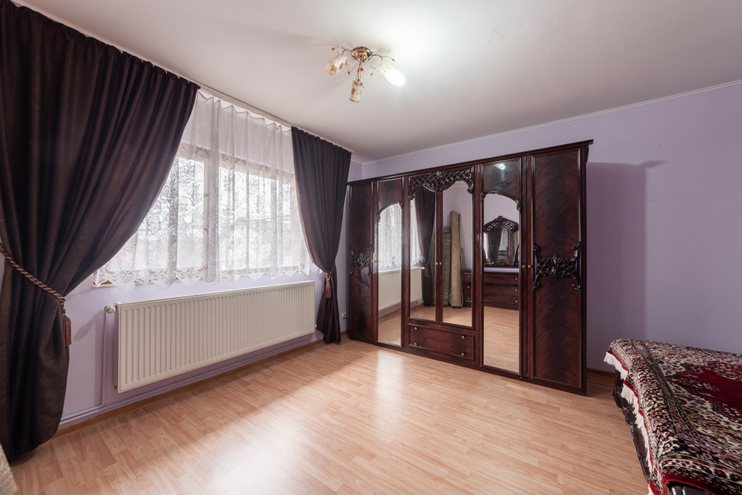 Casa spațioasa  cu 5 camere -  Pitesti - Argeș - 0% Comision!