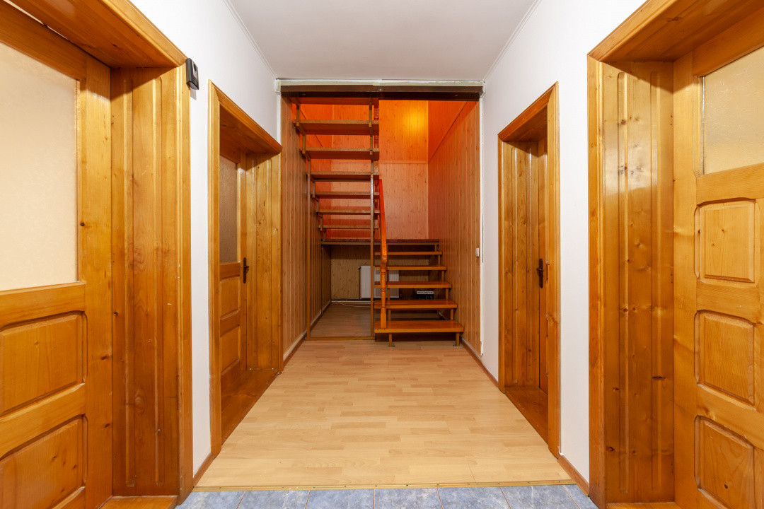 Casa spațioasa  cu 5 camere -  Pitesti - Argeș - 0% Comision!