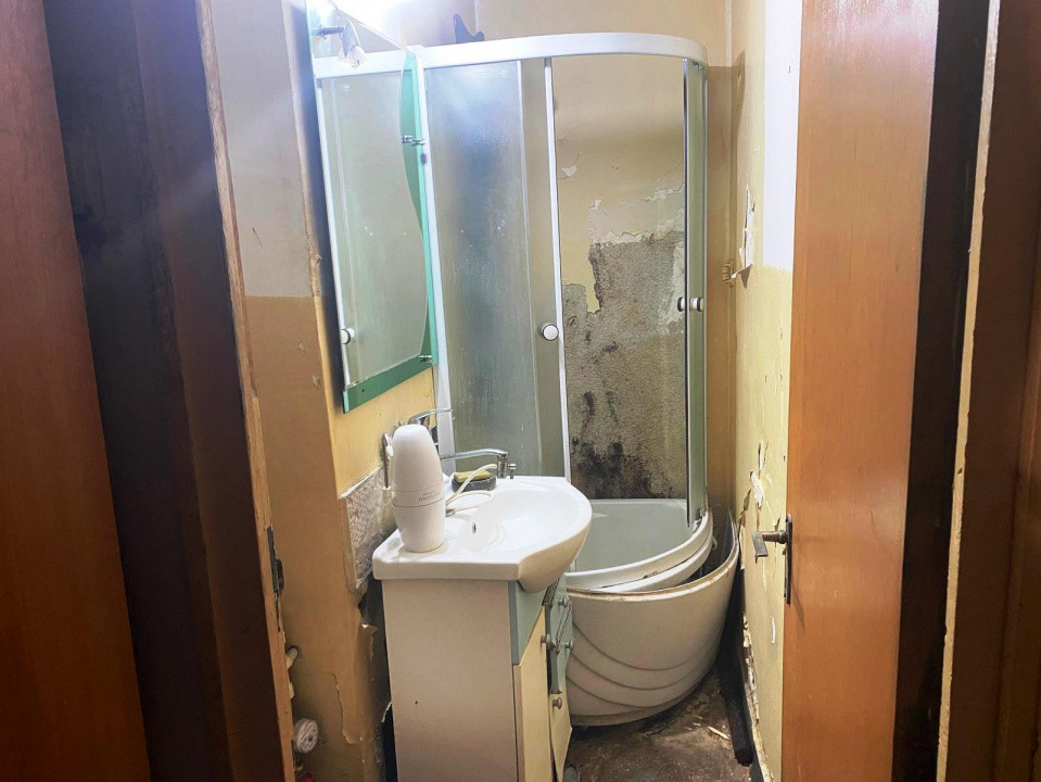 Apartament 4 camere Tg. Jiu