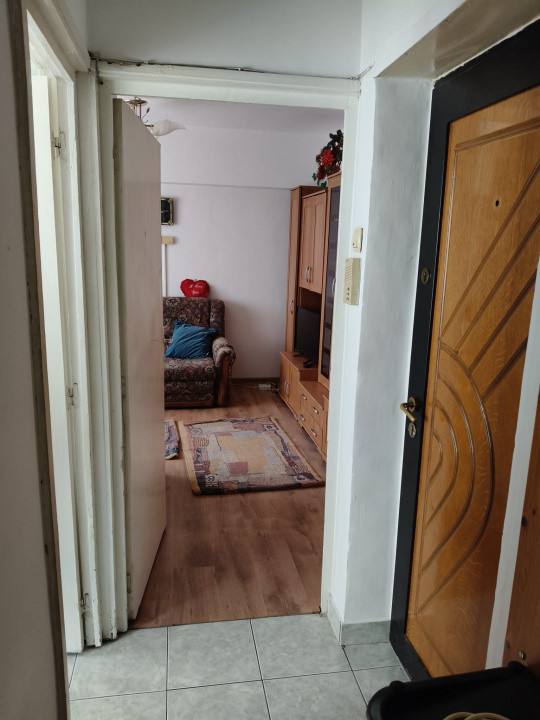 Garsonieră ultracentrală de închiriat – Str. Victoriei (zonă pietonală)