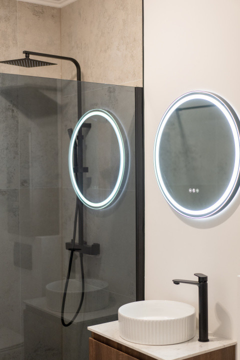 Comision 0. Vanzare 2 camere ultrafinisat,  zona Metro Vivo Mall, Floresti