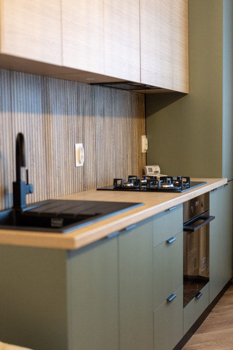 Comision 0. Vanzare 2 camere ultrafinisat,  zona Metro Vivo Mall, Floresti