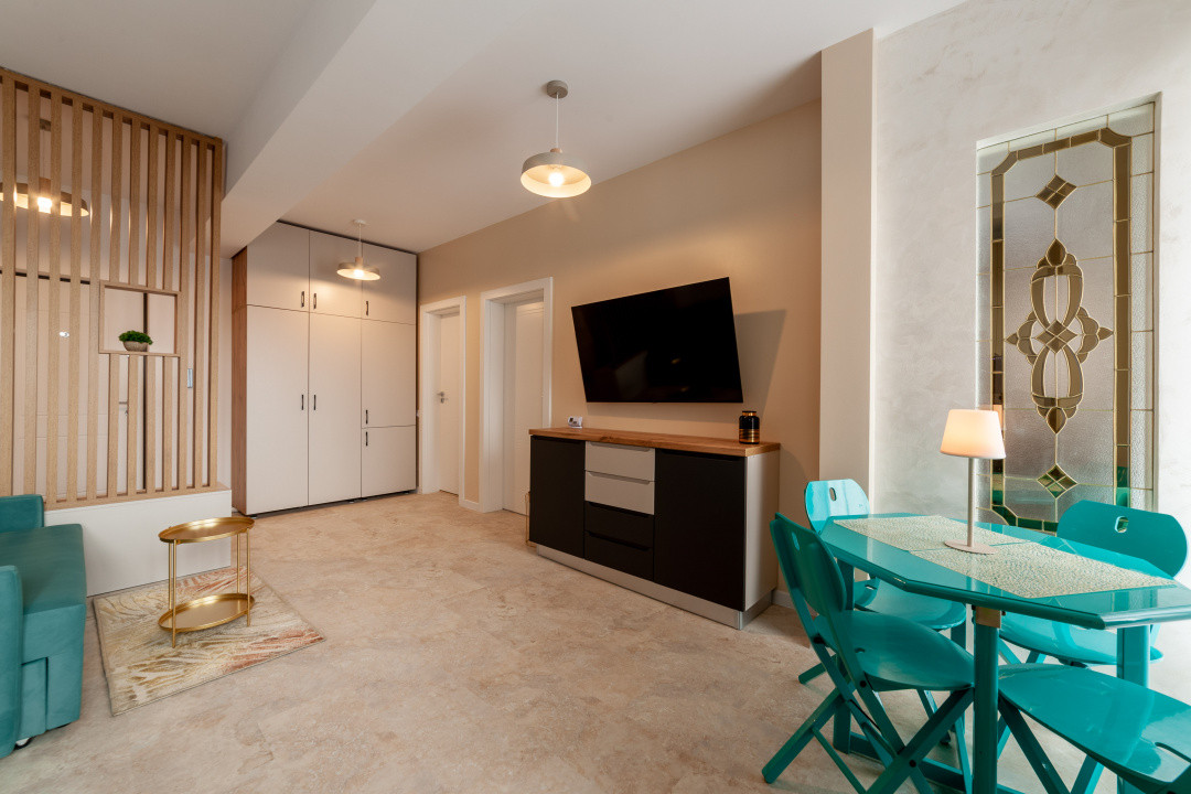 Ap. 2 camere - Prima inchiriere - Bloc 2025 - Fratii Golesti - Parcare inclusa