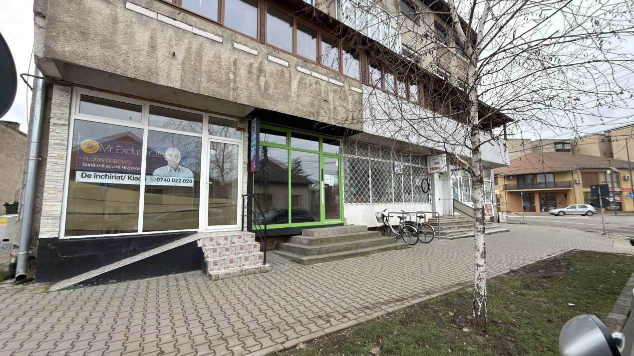 Spațiu Comercial Stradal 30 mp/Trafic Intens Auto și Pietonal/C.A.Române - Carei