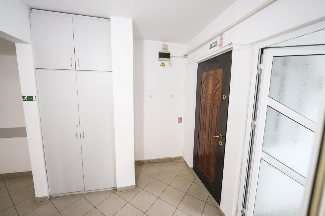 Spatiu parter 56 mp ideal cabinet medical, birouri sau servicii – Sarari