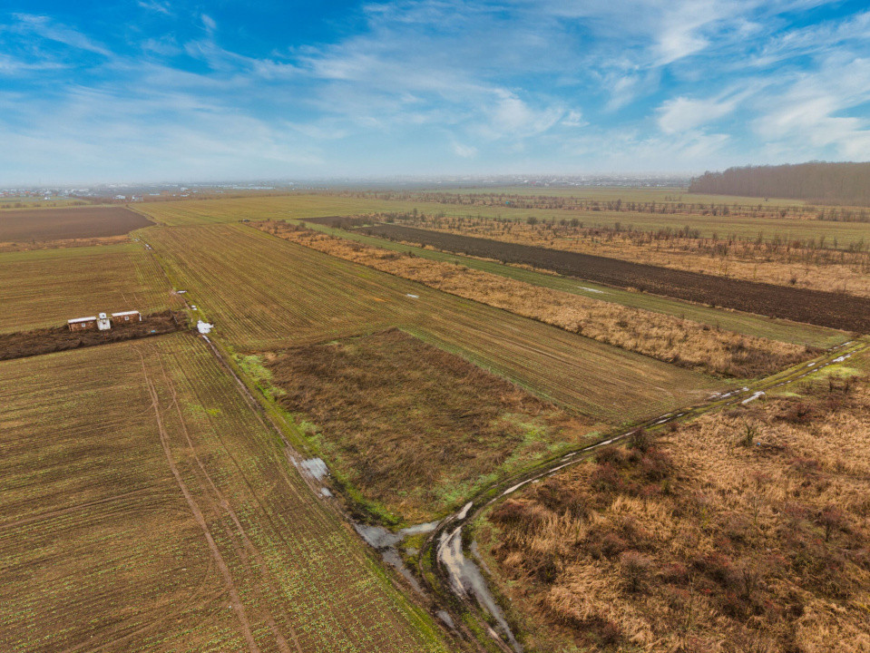 Teren intravilan 5040 mp, deschidere dubla