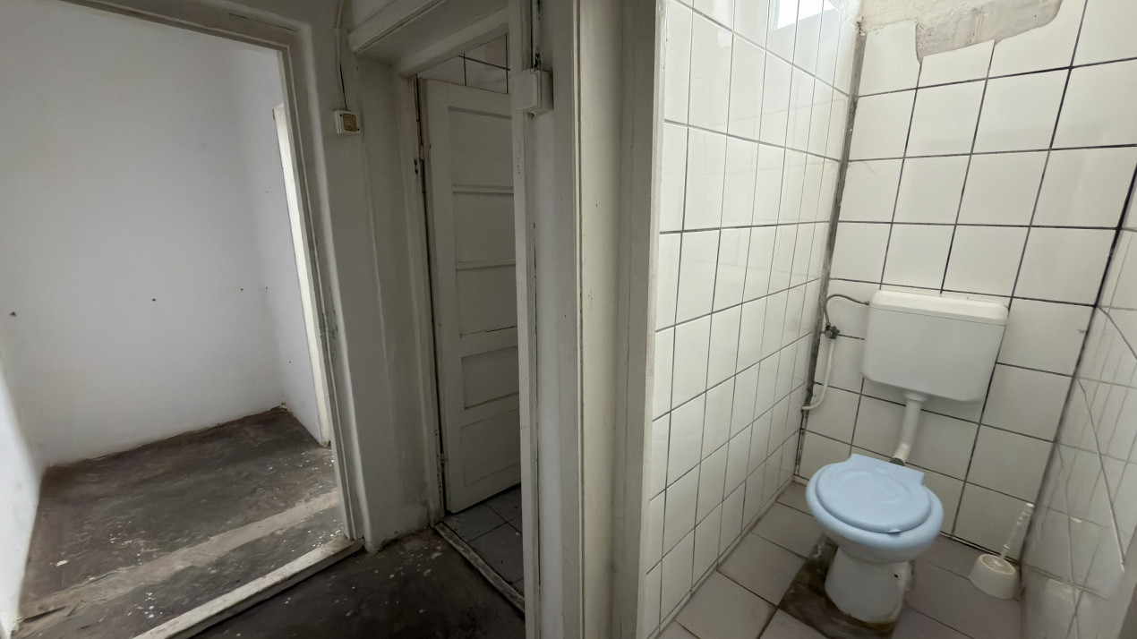 Inchiriere Clădire Producție, Depozitare 278 mp -Teren 1380 mp - Carei 