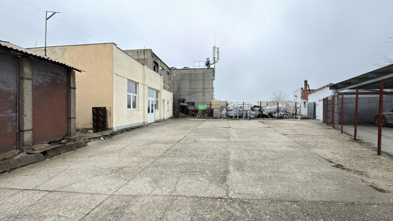 Inchiriere Clădire Producție, Depozitare 278 mp -Teren 1380 mp - Carei 