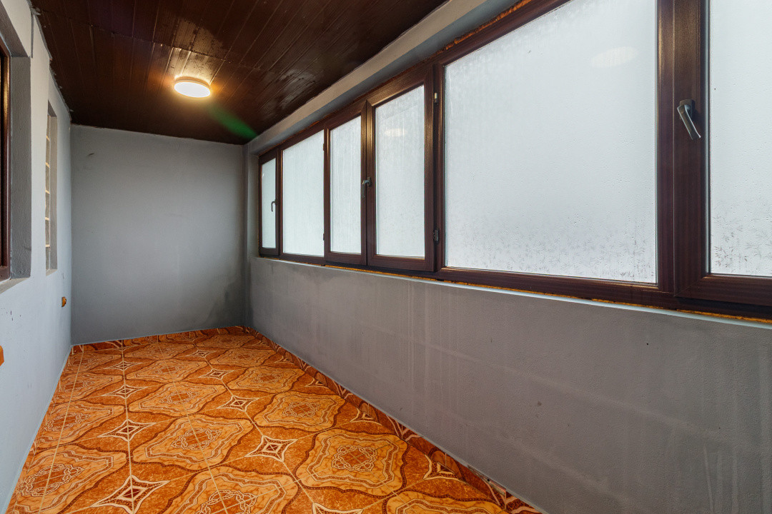 Casa 3 camere Dragomiresti strada principala