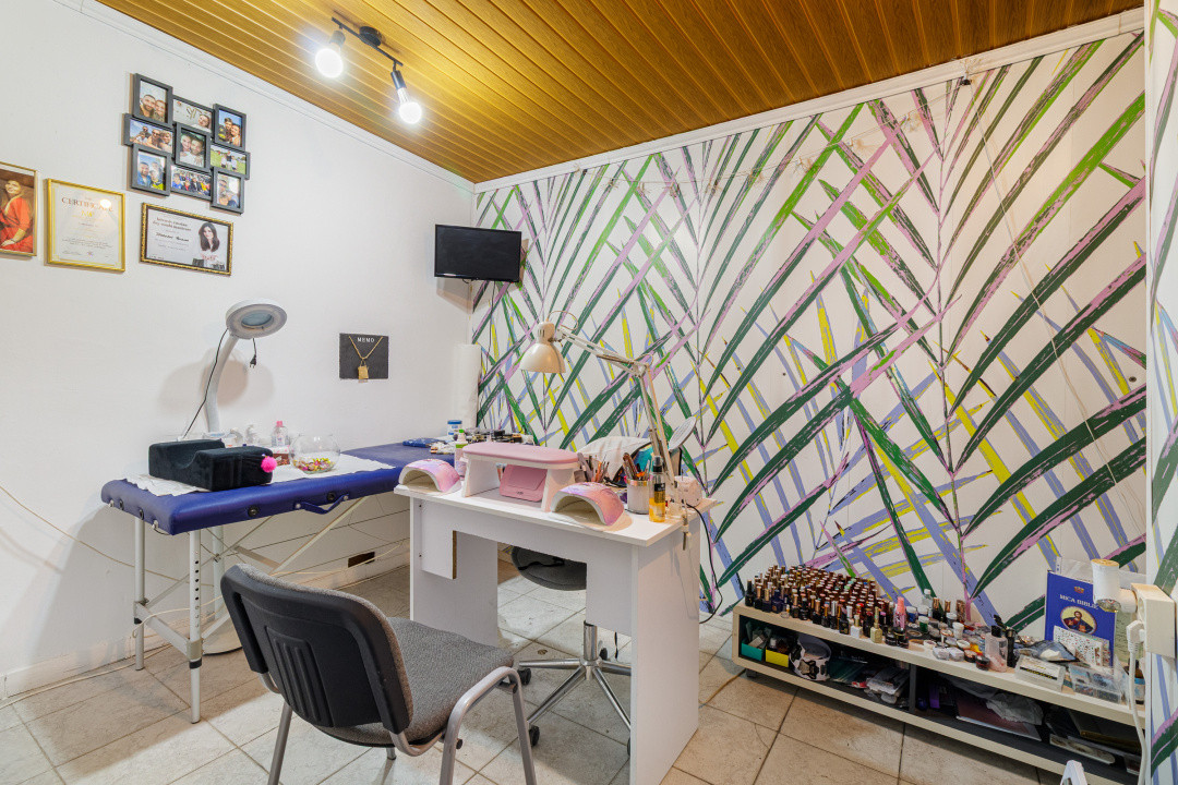 Casa 3 camere Dragomiresti strada principala