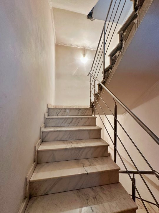 Casă mare cu teren în zona Exercițiu, Pitești – ideal locuință sau inves