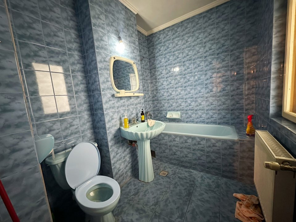 Casă mare cu teren în zona Exercițiu, Pitești – ideal locuință sau inves