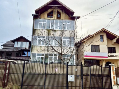 Casă mare cu teren în zona Exercițiu, Pitești – ideal locuință sau inves