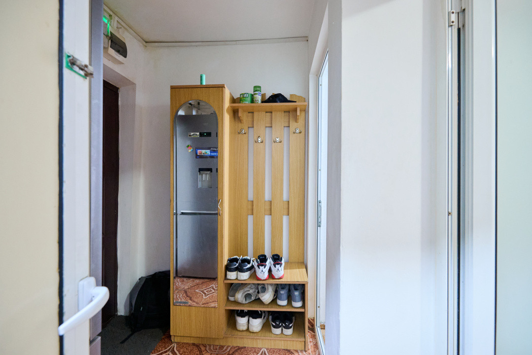 Apartament 3 Camere Trivale, strada Bradului- etaj 1, 