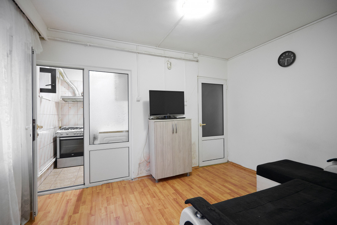 Apartament 3 camere -Trivale