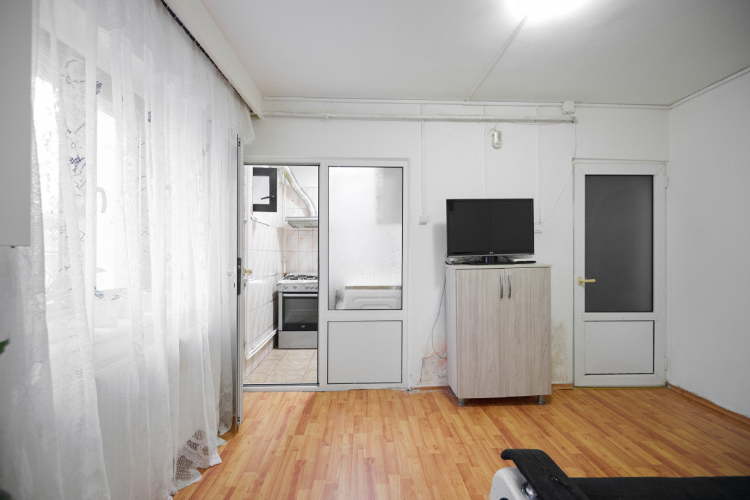 Apartament 3 camere -Trivale