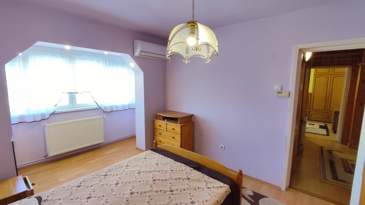 De Inchiriat Apartament 2 camere Republicii Etaj III - Carei-Comision 0% chiriaș