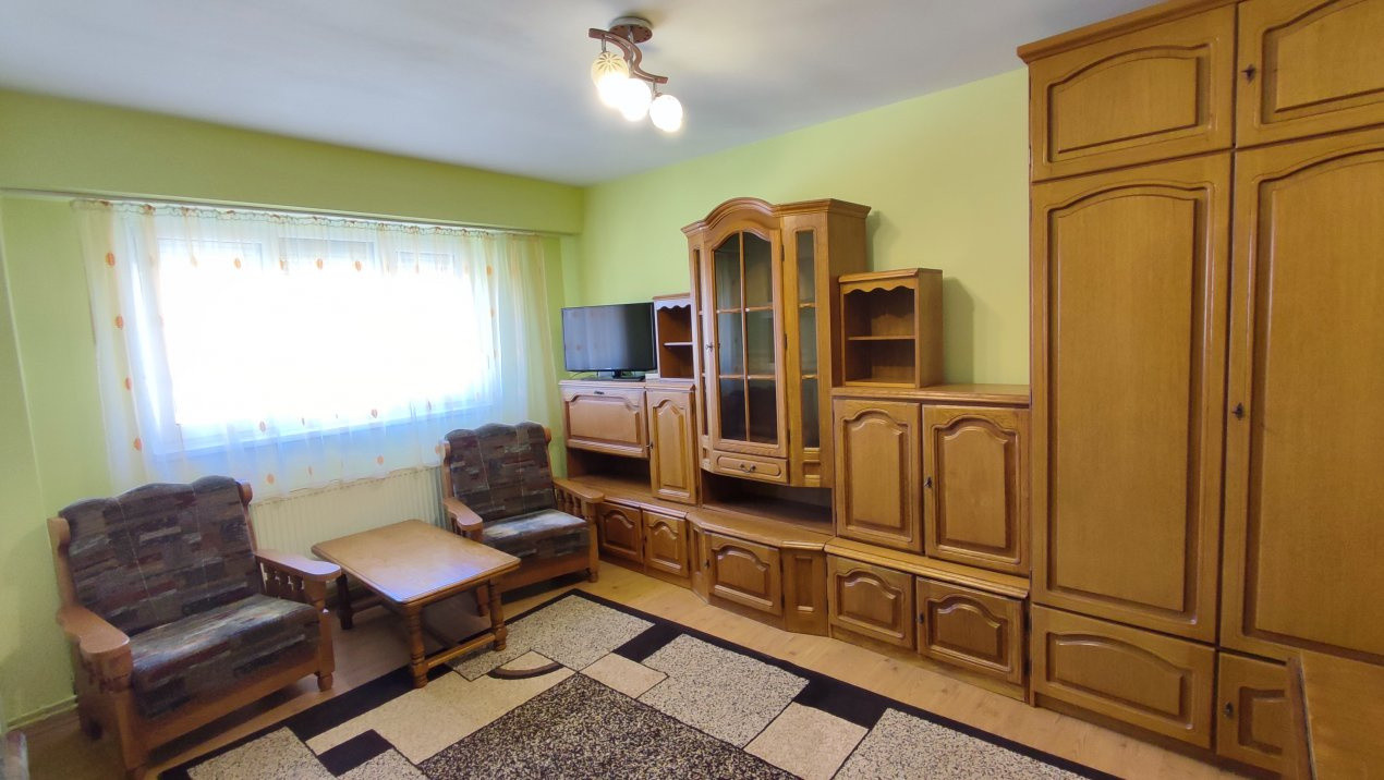De Inchiriat Apartament 2 camere Republicii Etaj III - Carei-Comision 0% chiriaș
