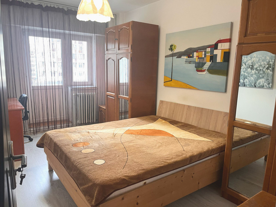 Apartament spatios 2 camere, centru, priveliste superba - zona Universitate