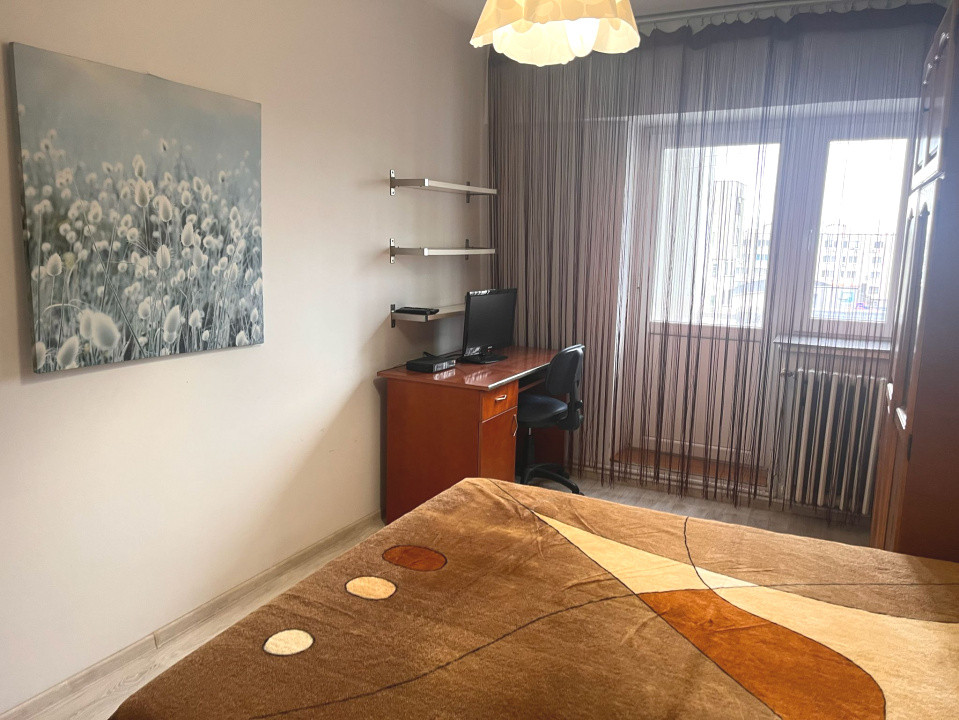 Apartament spatios 2 camere, centru, priveliste superba - zona Universitate