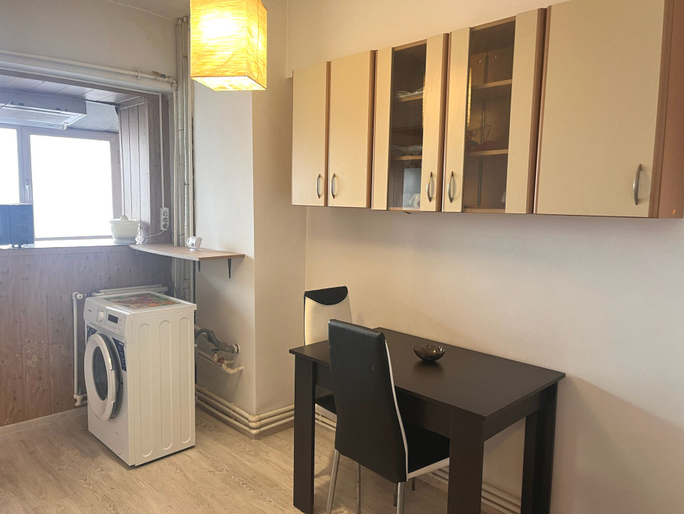 Apartament spatios 2 camere, centru, priveliste superba - zona Universitate