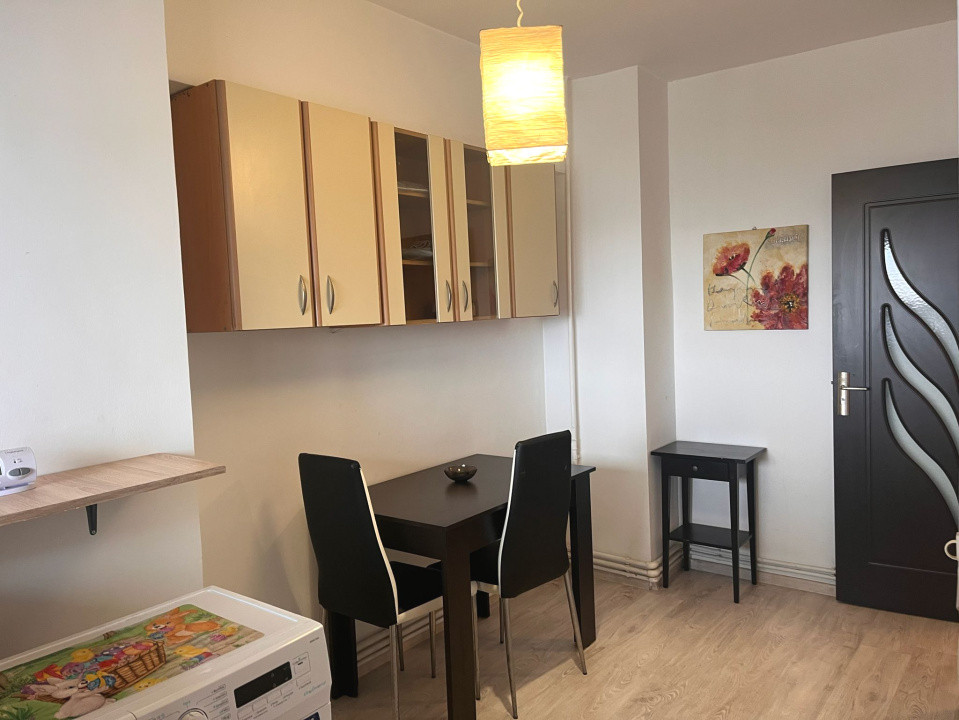 Apartament spatios 2 camere, centru, priveliste superba - zona Universitate