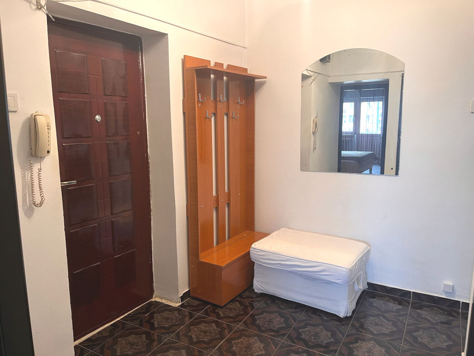 Apartament spatios 2 camere, centru, priveliste superba - zona Universitate