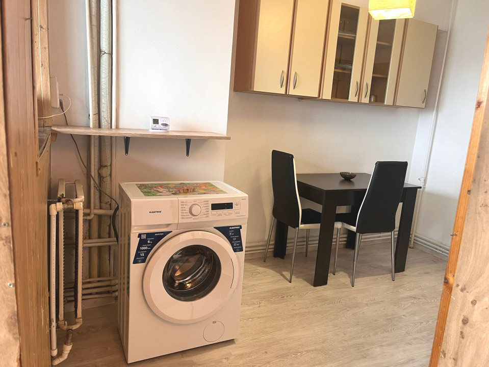 Apartament spatios 2 camere, centru, priveliste superba - zona Universitate