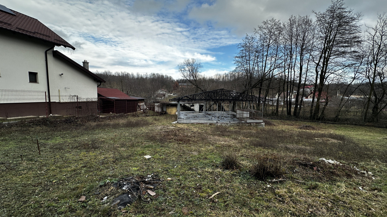 Teren 844 mp + Fundatie + Garaj | Smeura 