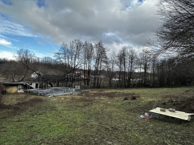 Teren 844 mp + Fundatie + Garaj | Smeura 