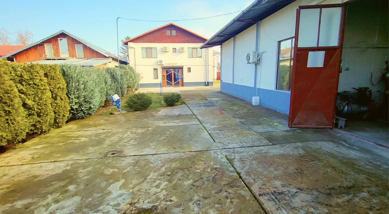 Spațiu Comercial: Vila 290mp + 4 spatii comerciale/depozitare
