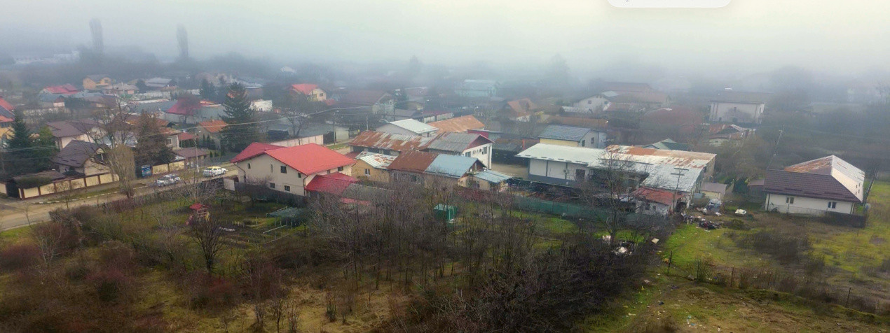 Spațiu Comercial: Vila 290mp + 4 spatii comerciale/depozitare