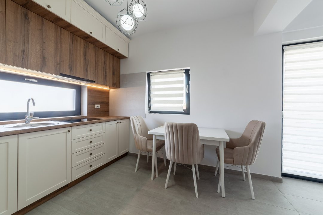 0% Comision De Închiriat Apartament 3 camere Bloc nou Pitesti-zona Nord!