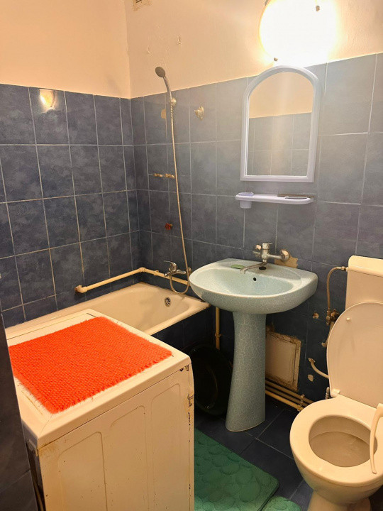 Garsonieră de închiriat – confort 1, zonă excelentă, Târgu Jiu