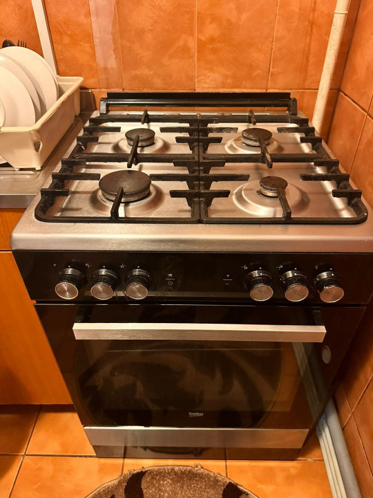 Garsonieră de închiriat – confort 1, zonă excelentă, Târgu Jiu